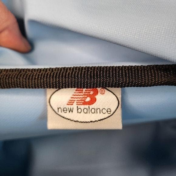 New Balance Shoe Travel Bag. Baby Blue with Silver Print. - Picture 7 of 9